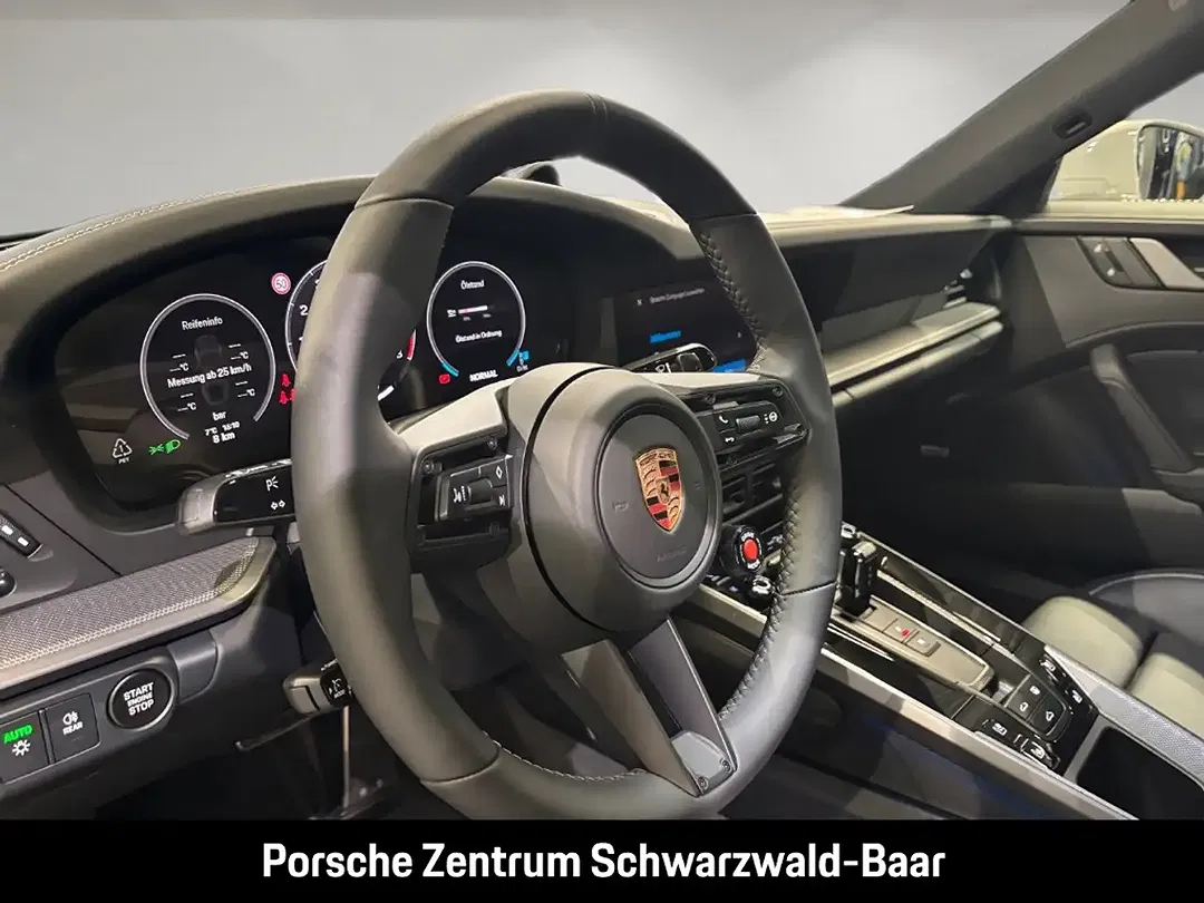 Porsche 992 - Thumbnail 13
