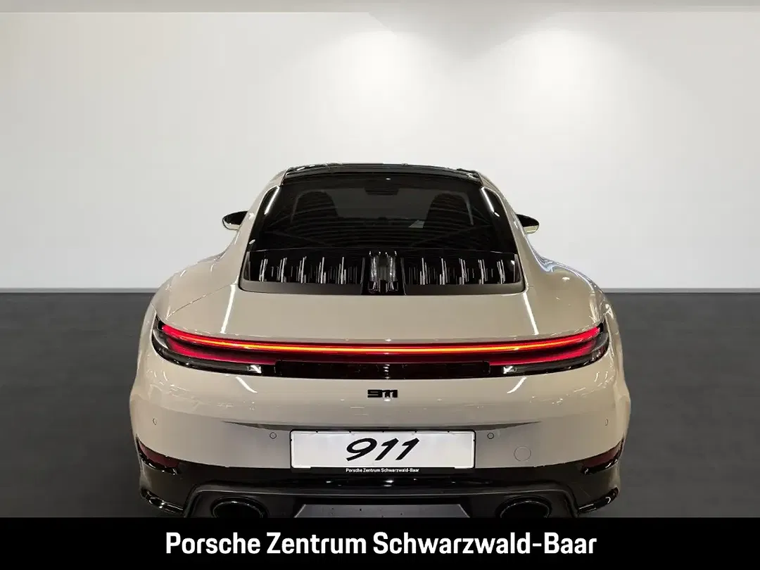Porsche 992 - Thumbnail 5