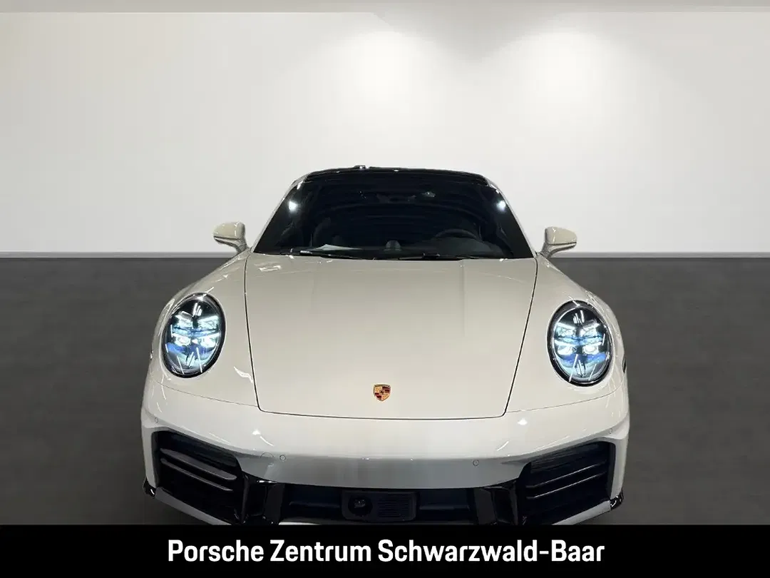 Porsche 992 - Thumbnail 9