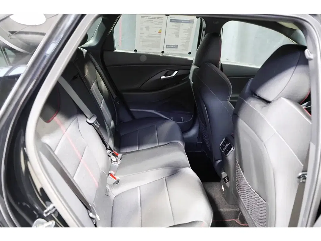 Hyundai i30 - Thumbnail 10