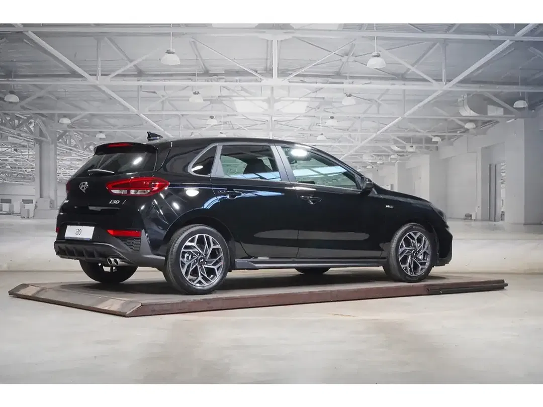 Hyundai i30 - Thumbnail 3