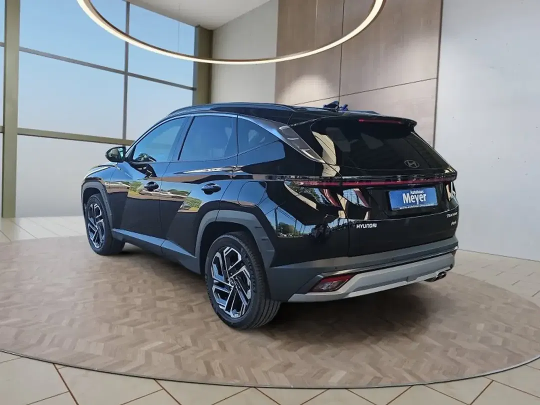 Hyundai TUCSON - Thumbnail 3