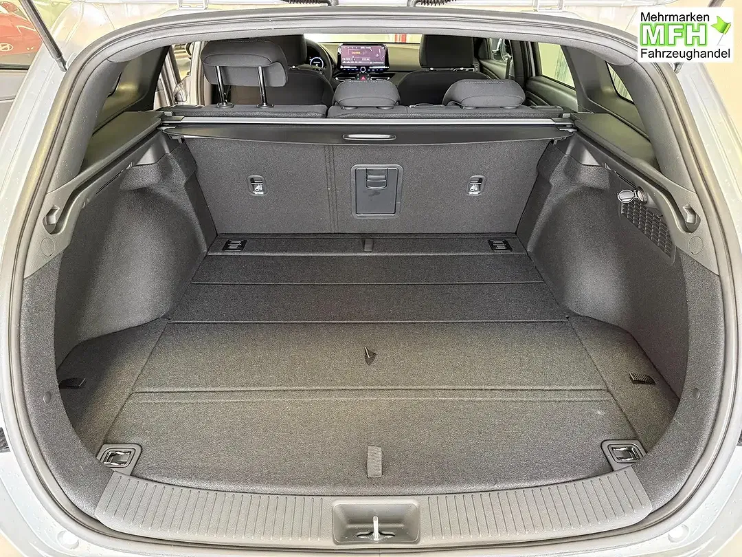 Hyundai i30 - Thumbnail 15