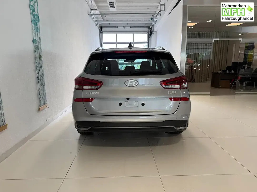 Hyundai i30 - Thumbnail 6