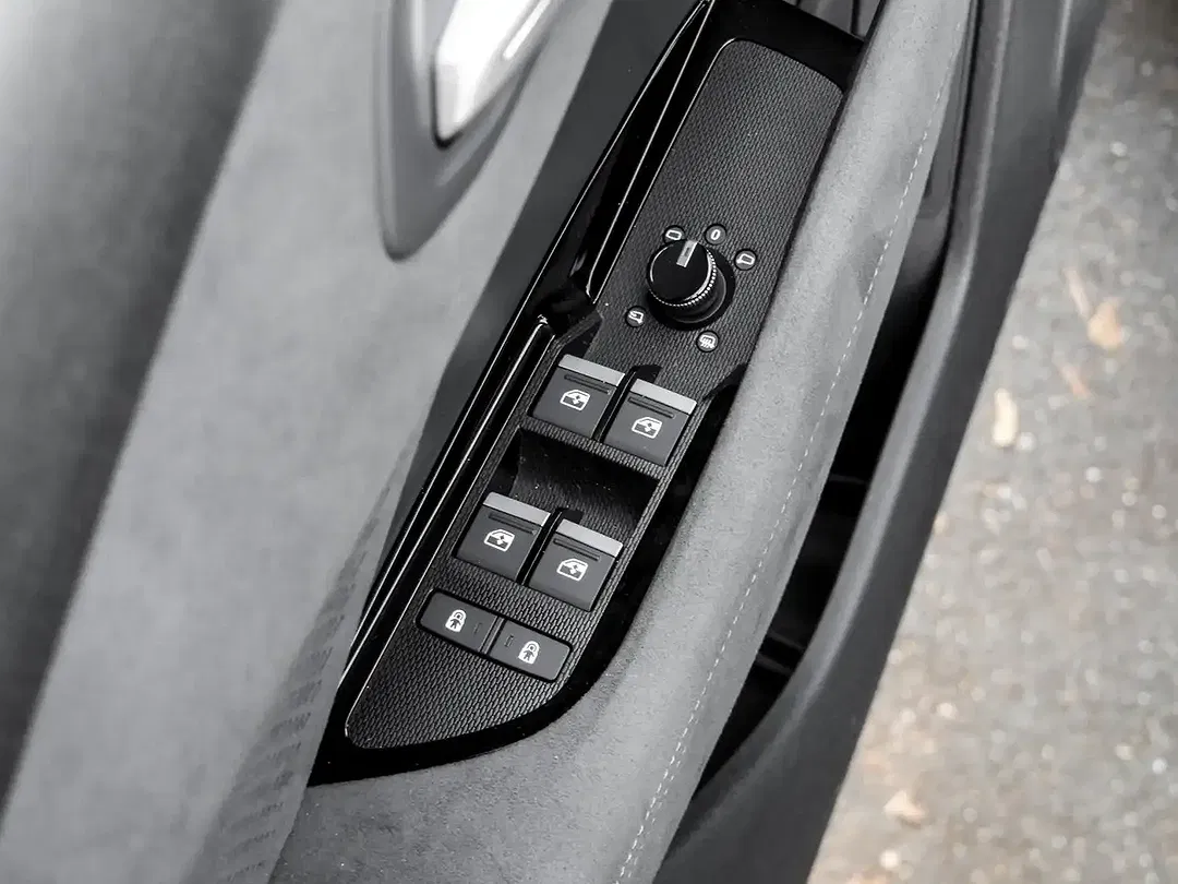 Audi Q3 - Thumbnail 14