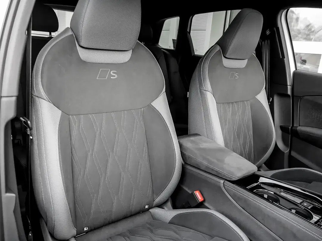 Audi Q3 - Thumbnail 6