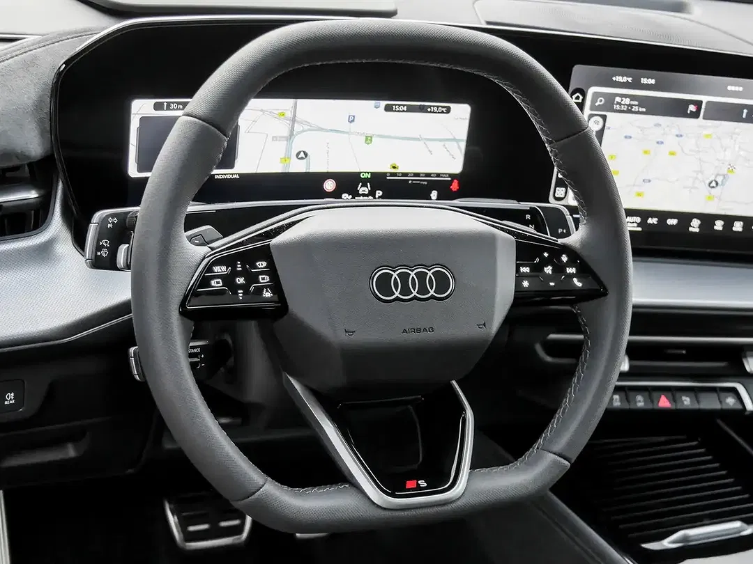 Audi Q3 - Thumbnail 8