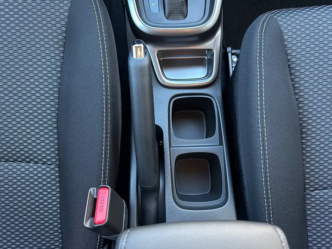 Suzuki Vitara - Thumbnail 13