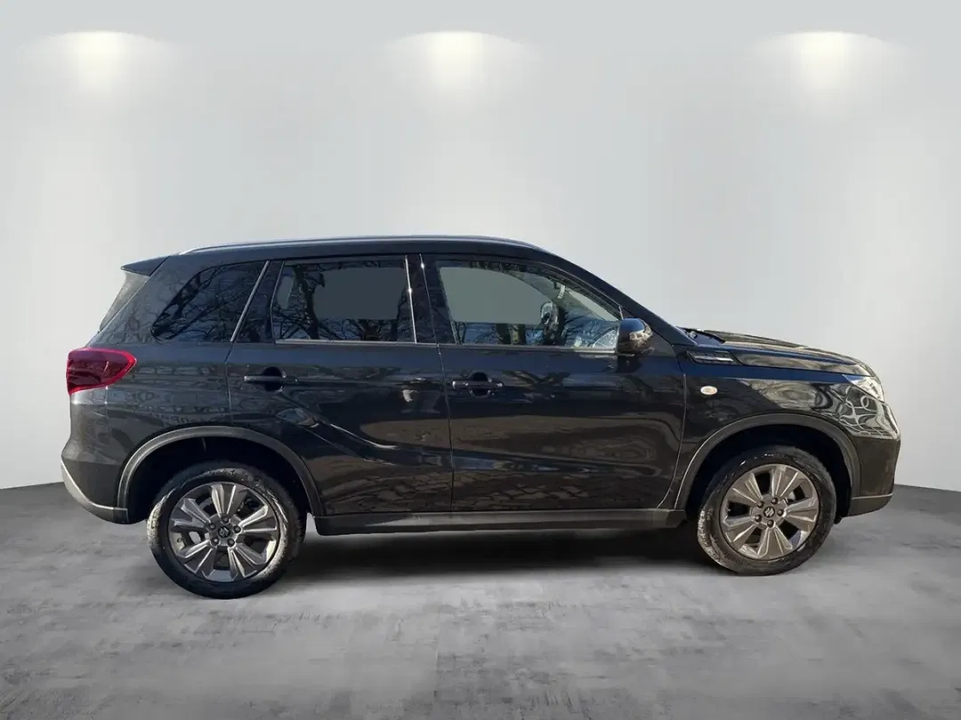 Suzuki Vitara - Thumbnail 5