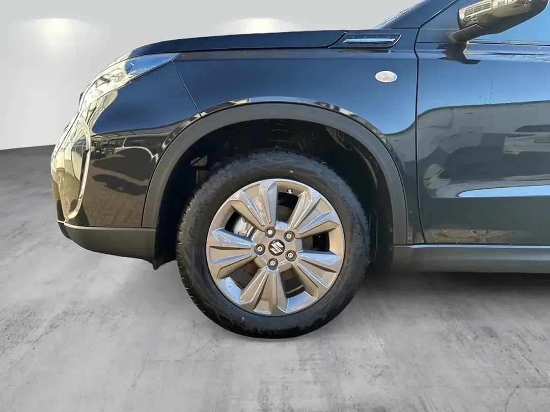 Suzuki Vitara - Thumbnail 7