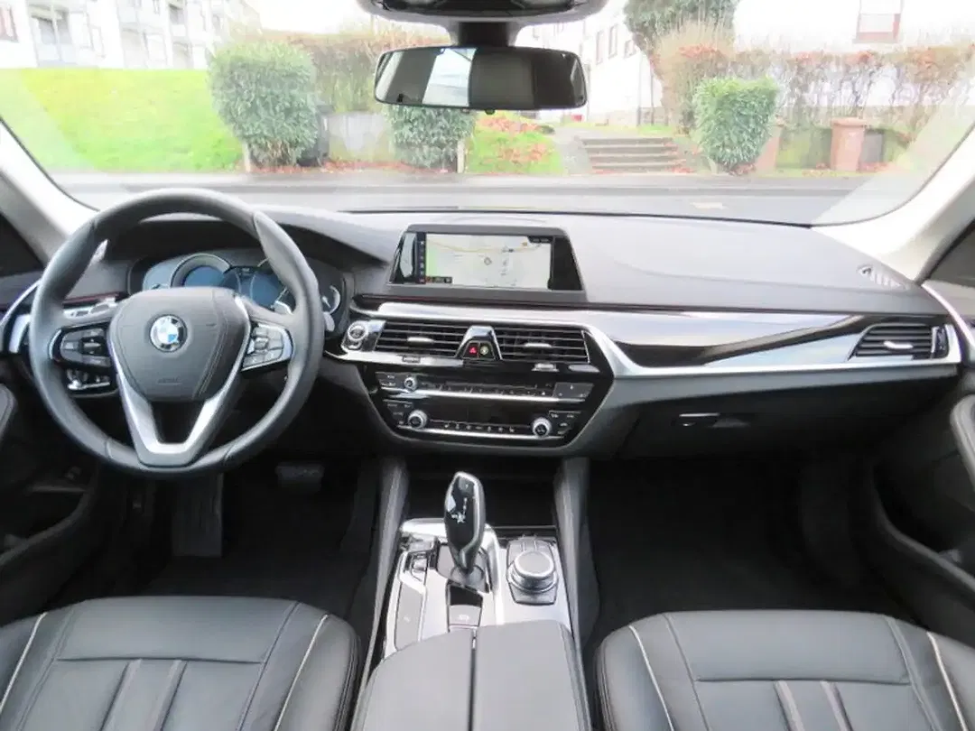 BMW 525 - Thumbnail 11