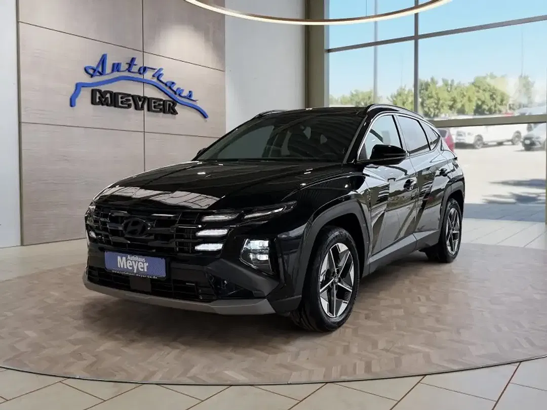 Hyundai TUCSON - Thumbnail 2