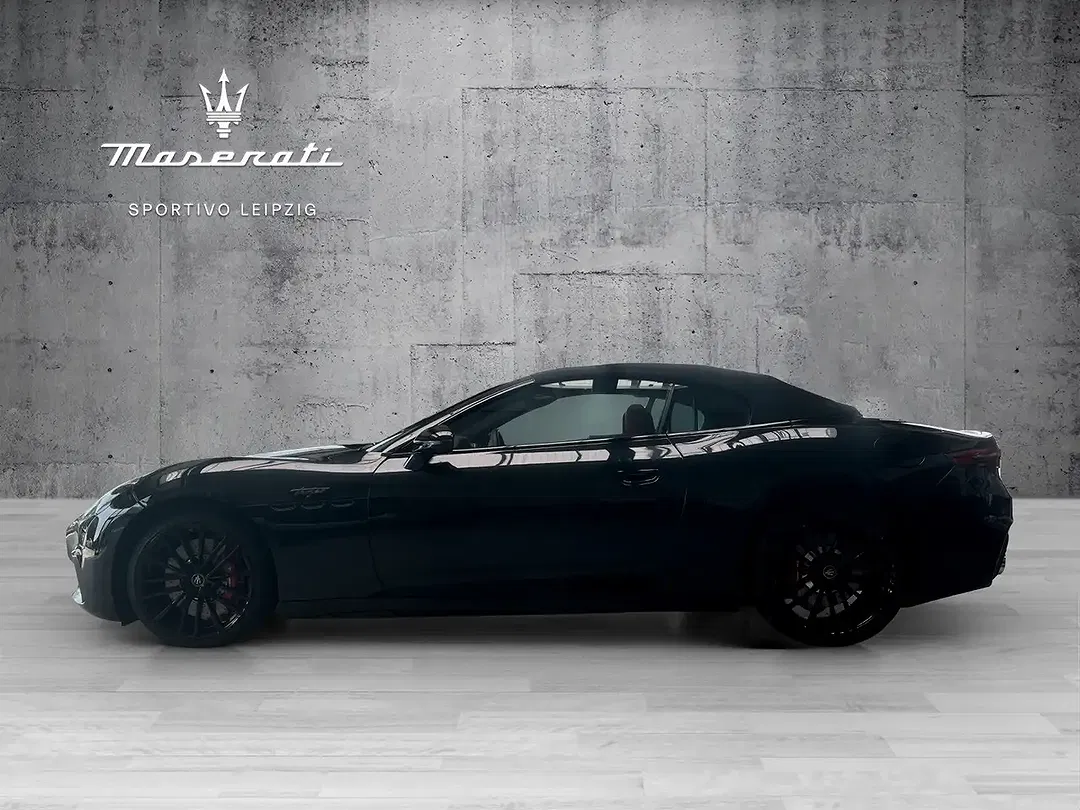 Maserati GranCabrio - Thumbnail 4