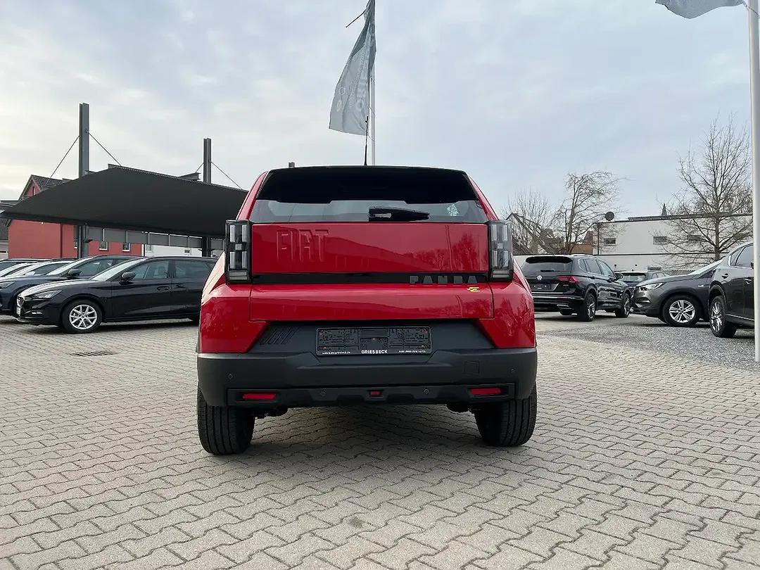 Fiat Grande Panda - Thumbnail 3