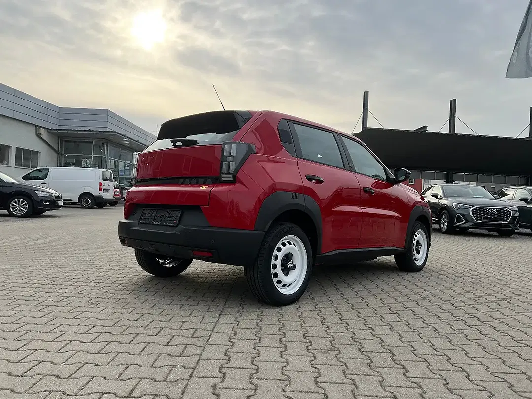 Fiat Grande Panda - Thumbnail 4