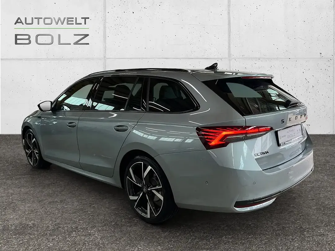 Skoda Octavia - Thumbnail 5
