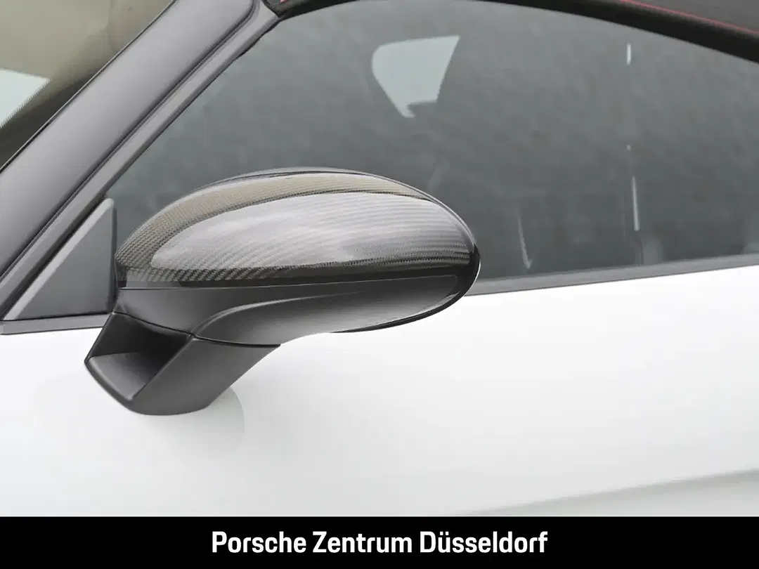 Porsche 718 Spyder - Thumbnail 10