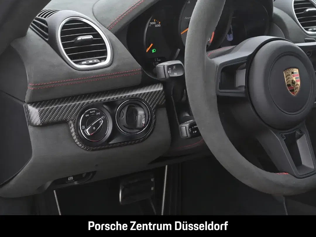 Porsche 718 Spyder - Thumbnail 12