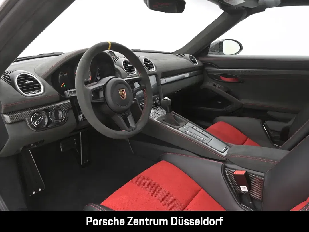 Porsche 718 Spyder - Thumbnail 4