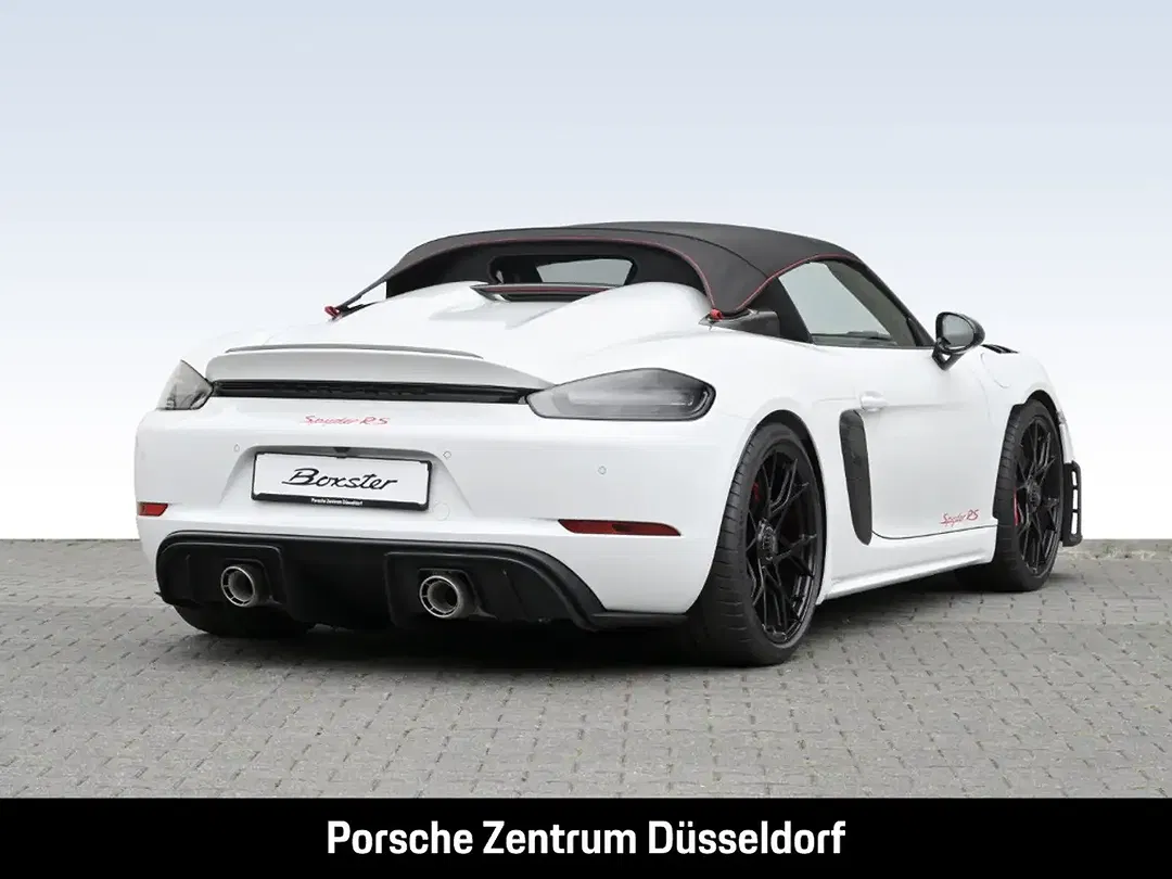 Porsche 718 Spyder - Thumbnail 7