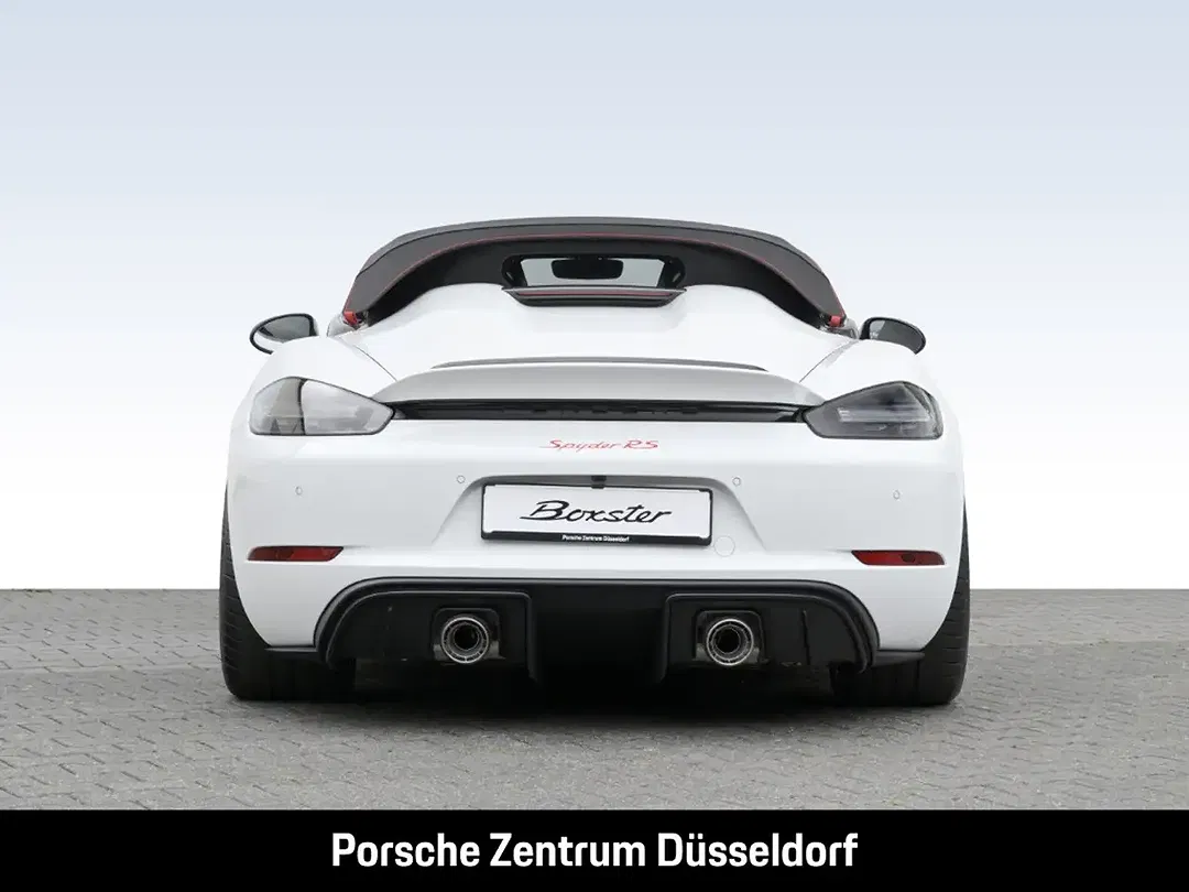 Porsche 718 Spyder - Thumbnail 8