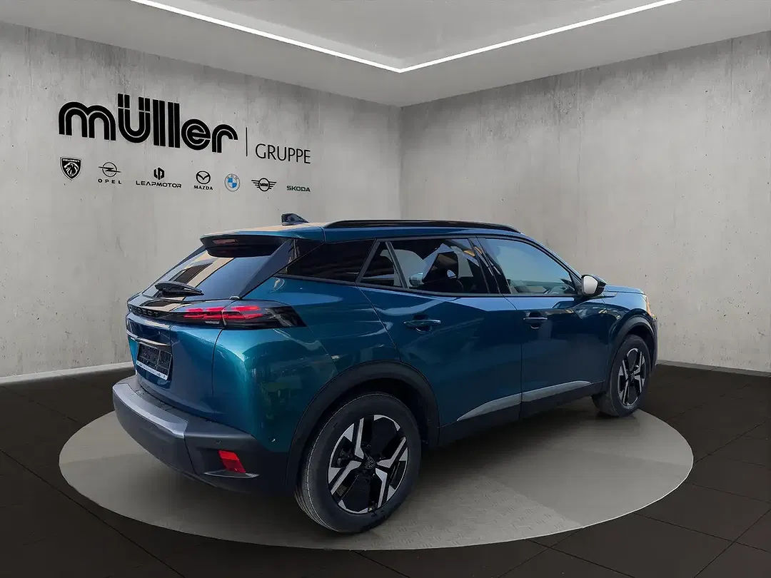 Peugeot 2008 - Thumbnail 2