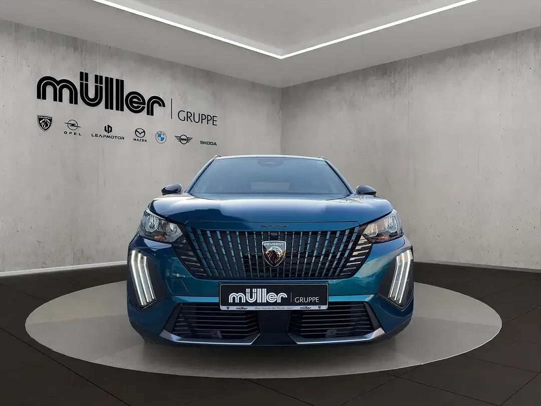 Peugeot 2008 - Thumbnail 3