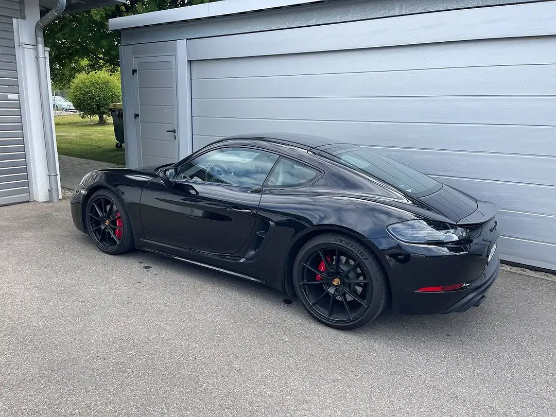 Porsche Cayman - Thumbnail 10