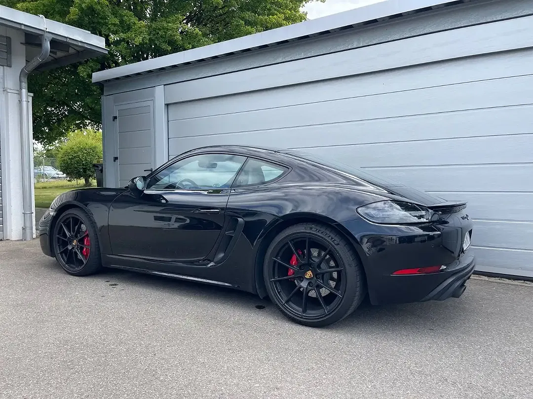 Porsche Cayman - Thumbnail 9