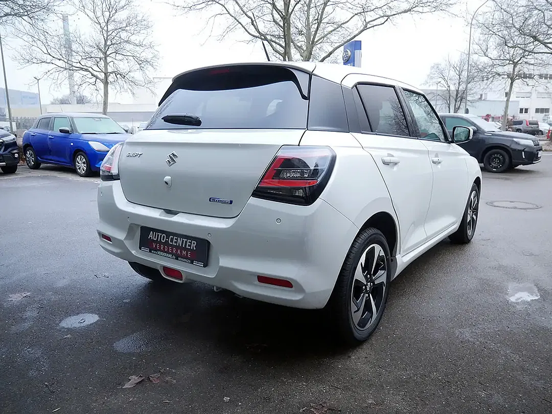 Suzuki Swift - Thumbnail 5