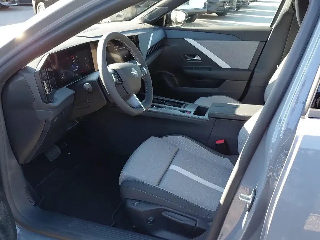 Opel Astra - Thumbnail 12
