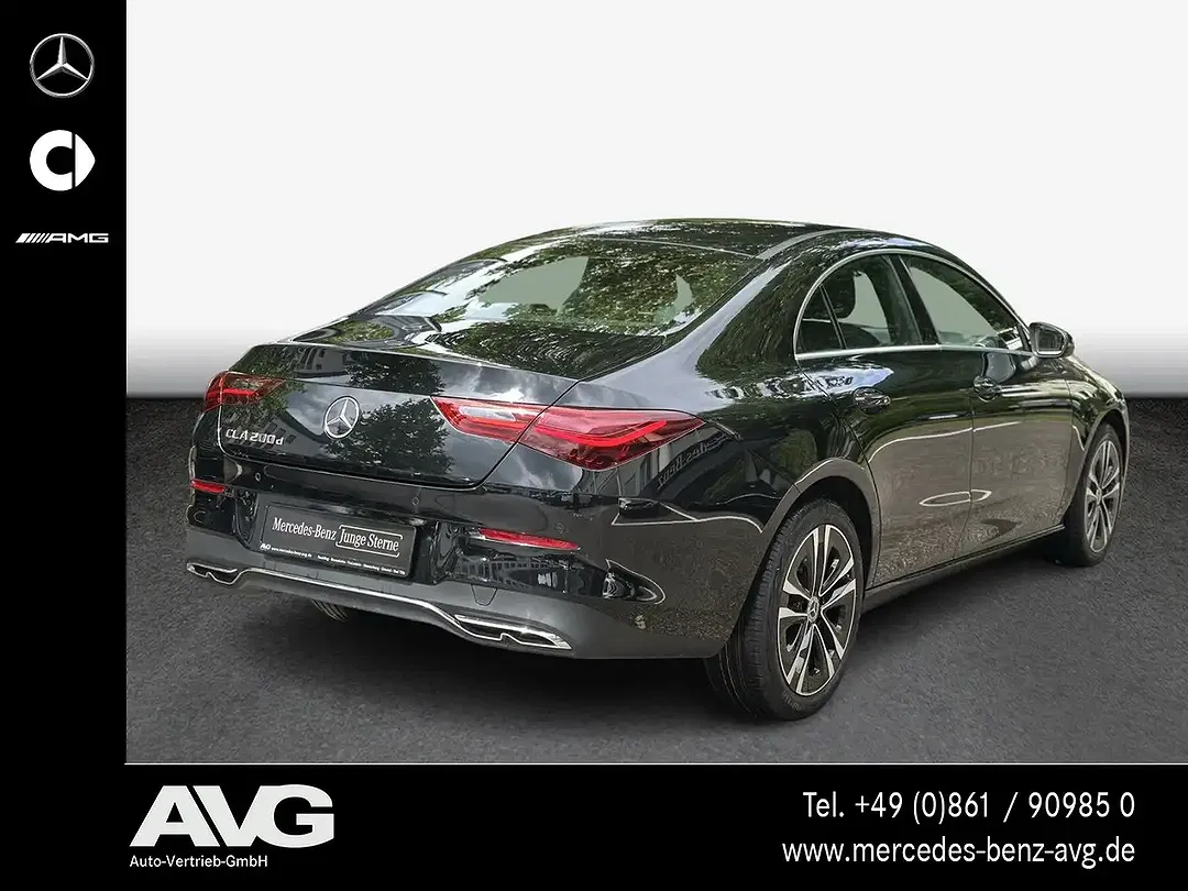 Mercedes-Benz CLA 200 - Thumbnail 3