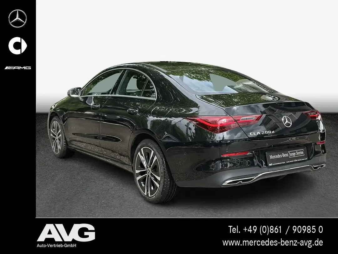 Mercedes-Benz CLA 200 - Thumbnail 4