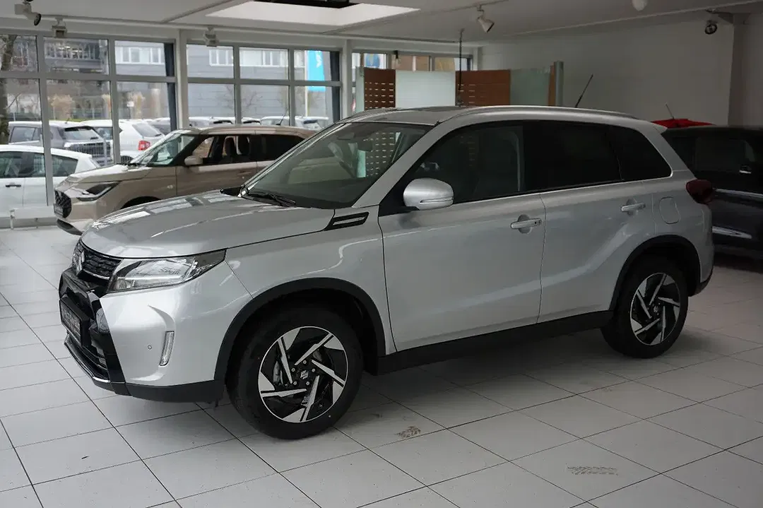 Suzuki Vitara - Thumbnail 5