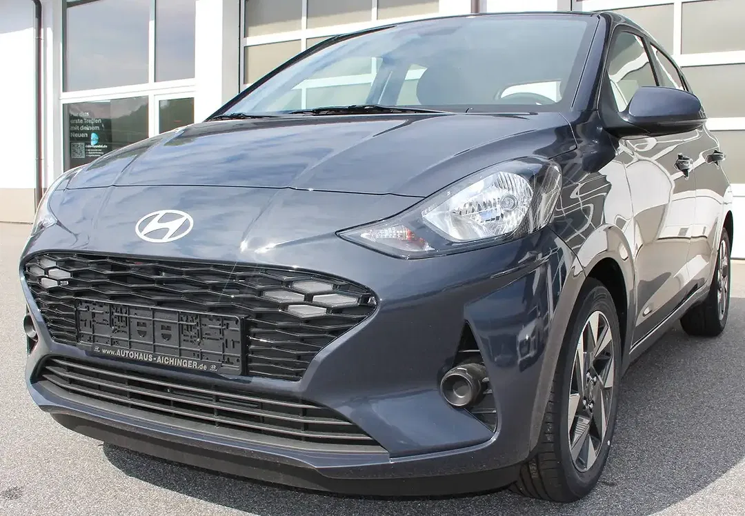Hyundai i10 - Thumbnail 1