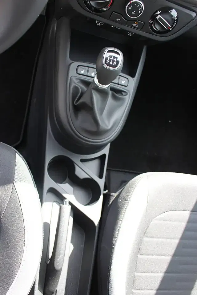 Hyundai i10 - Thumbnail 12