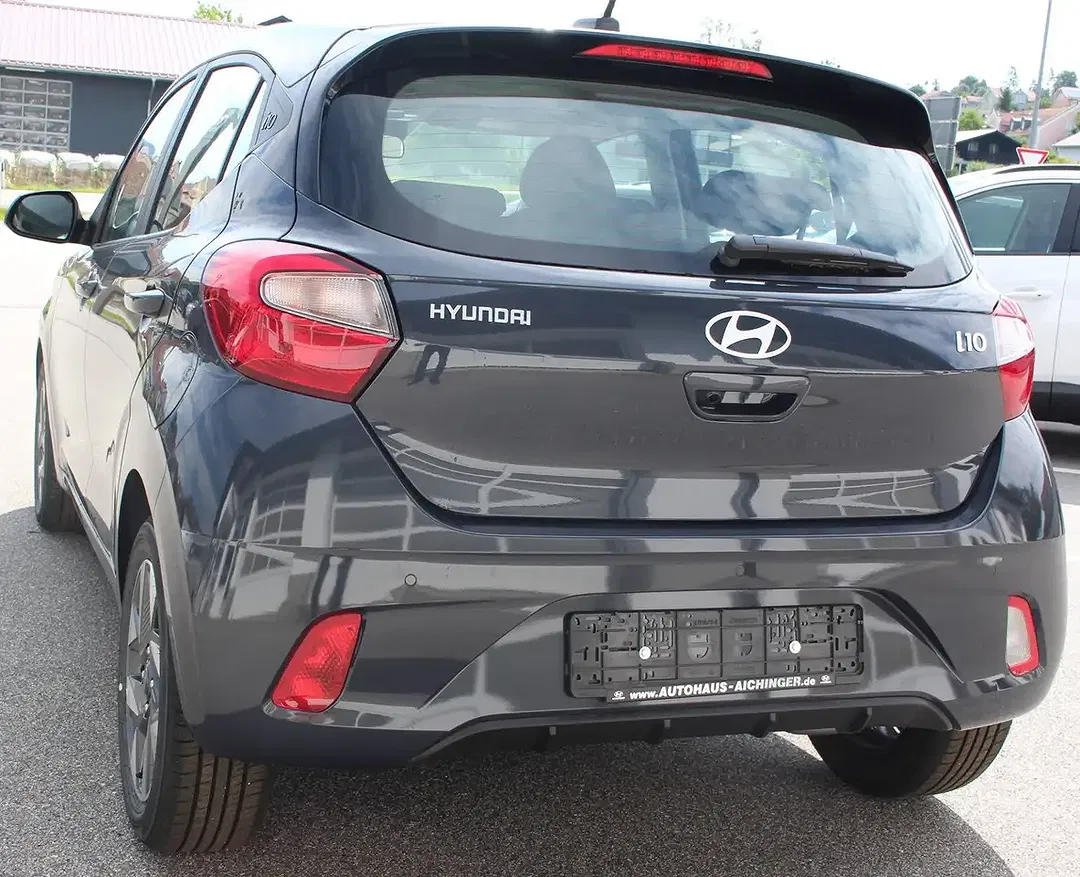 Hyundai i10 - Thumbnail 3