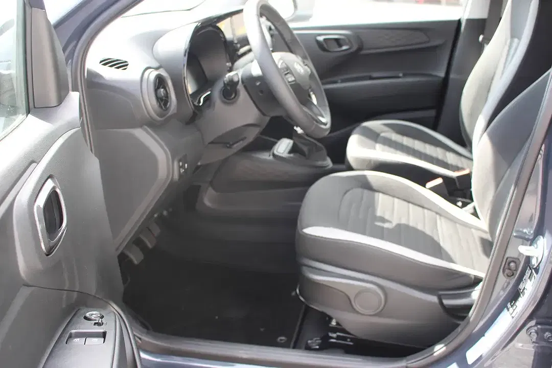 Hyundai i10 - Thumbnail 6