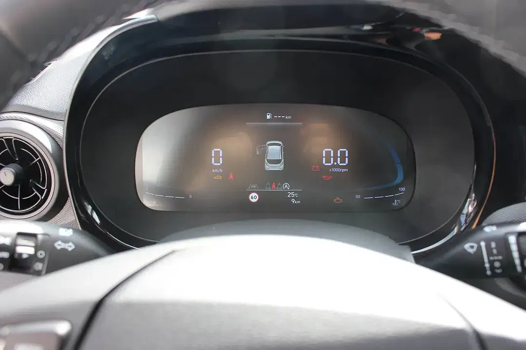 Hyundai i10 - Thumbnail 9