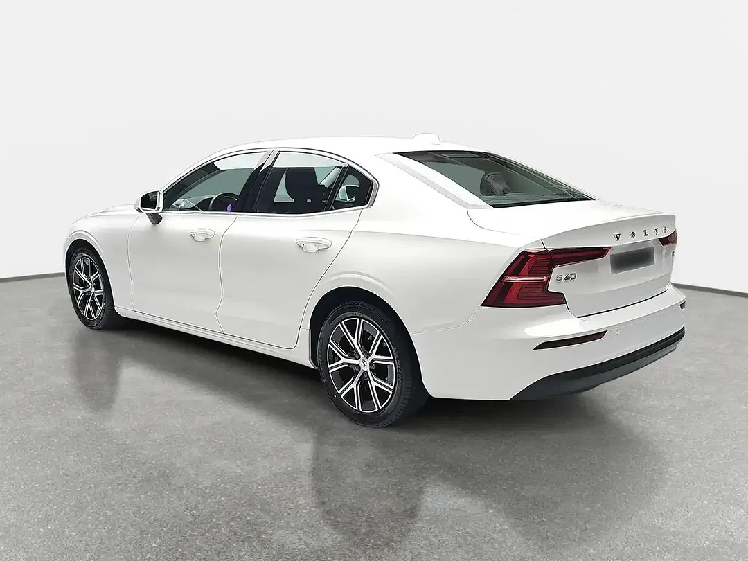 Volvo S60 - Thumbnail 3