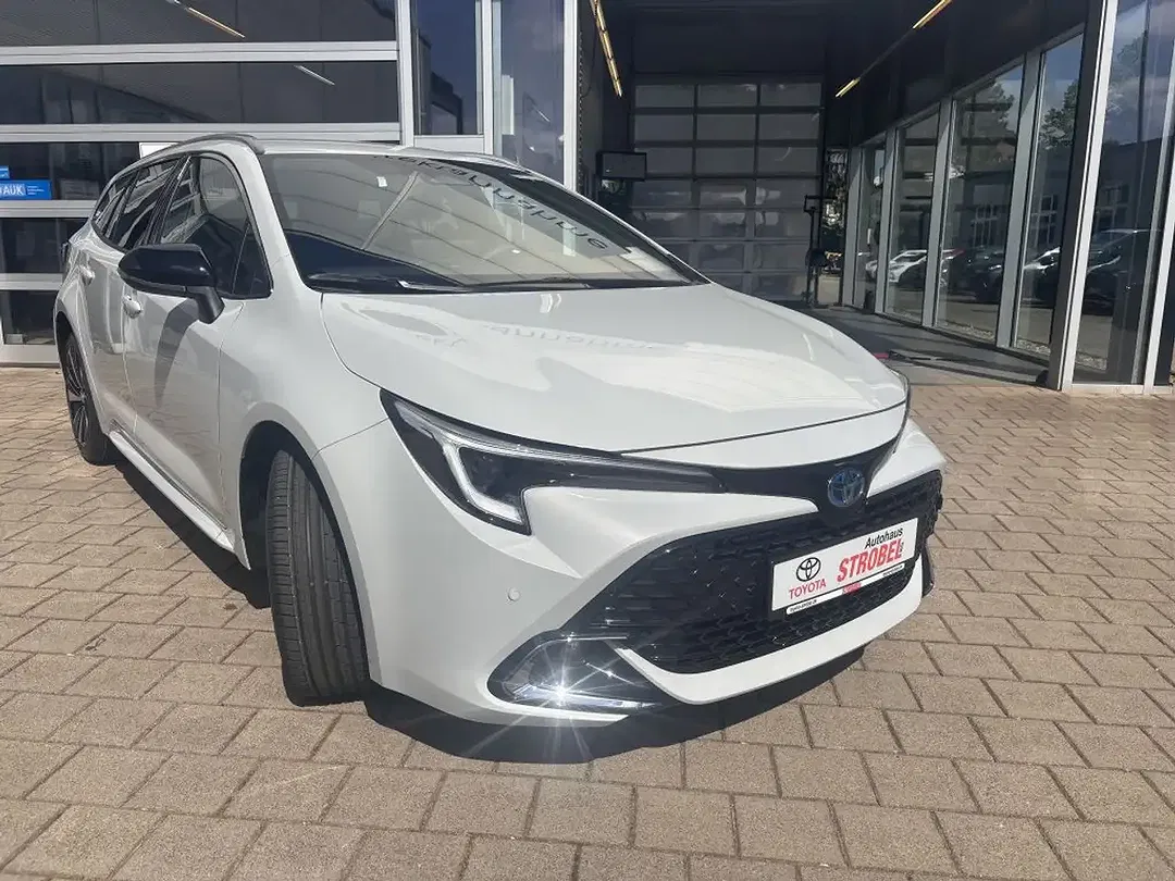 Toyota Corolla - Thumbnail 2