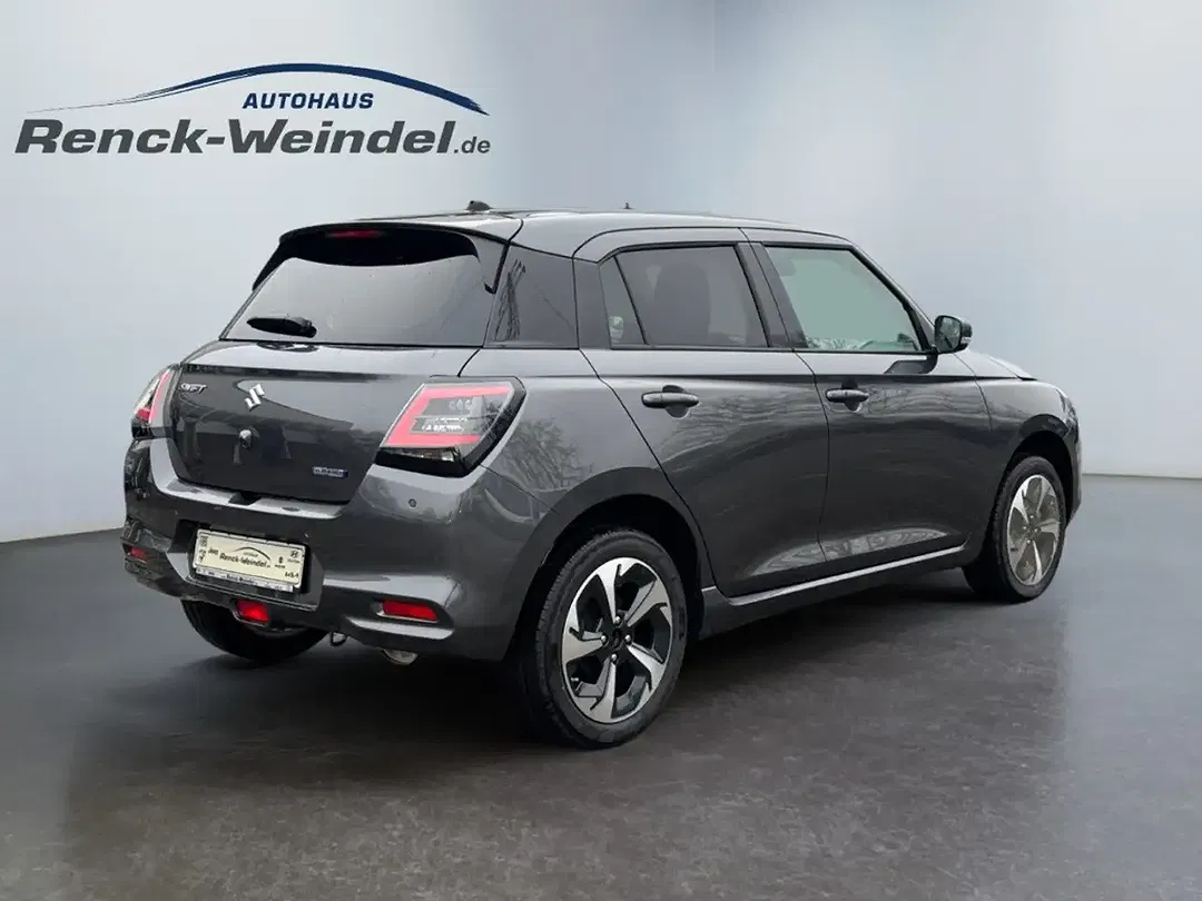 Suzuki Swift - Thumbnail 5
