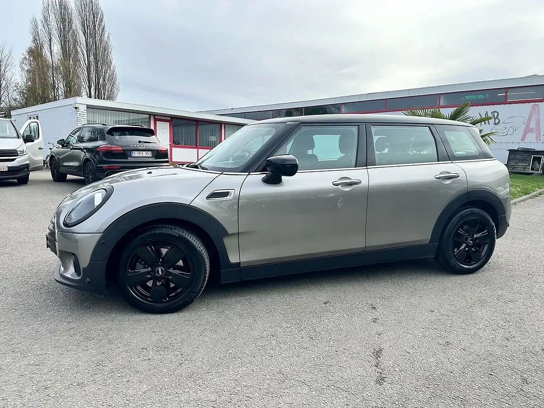 MINI Cooper Clubman - Thumbnail 2