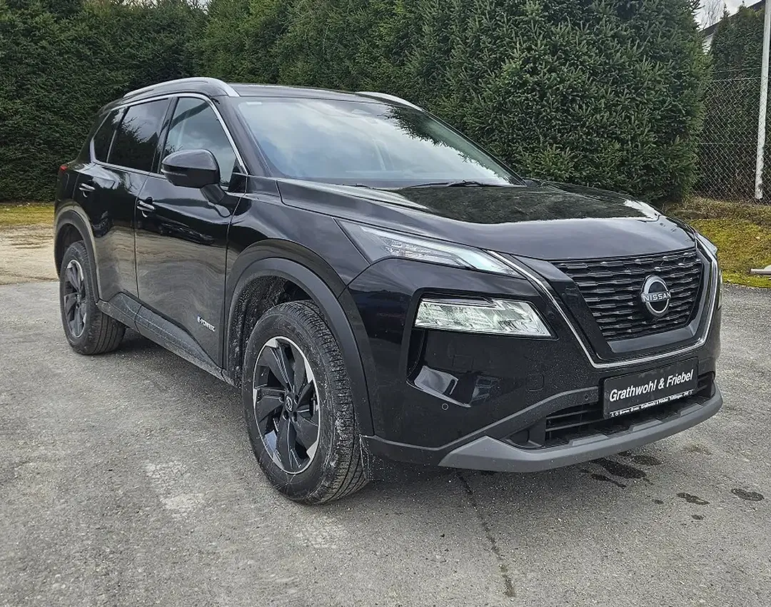 Nissan X-Trail - Thumbnail 3