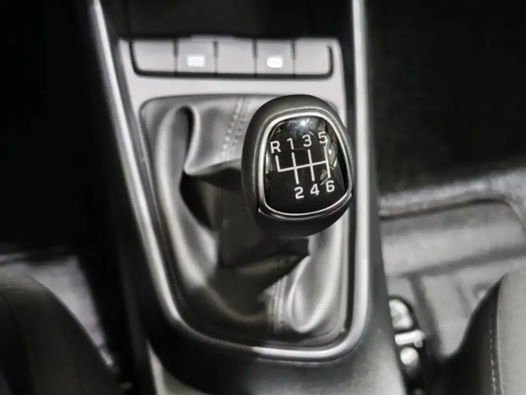 Hyundai i20 - Thumbnail 14