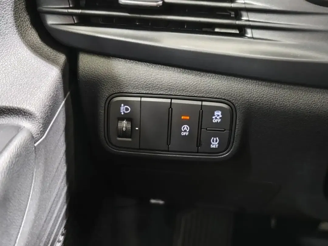 Hyundai i20 - Thumbnail 15