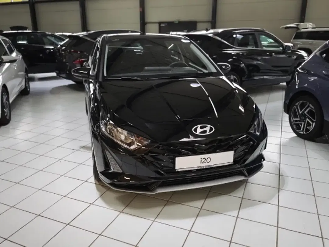 Hyundai i20 - Thumbnail 2