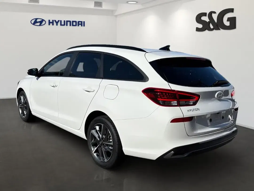 Hyundai i30 - Thumbnail 4
