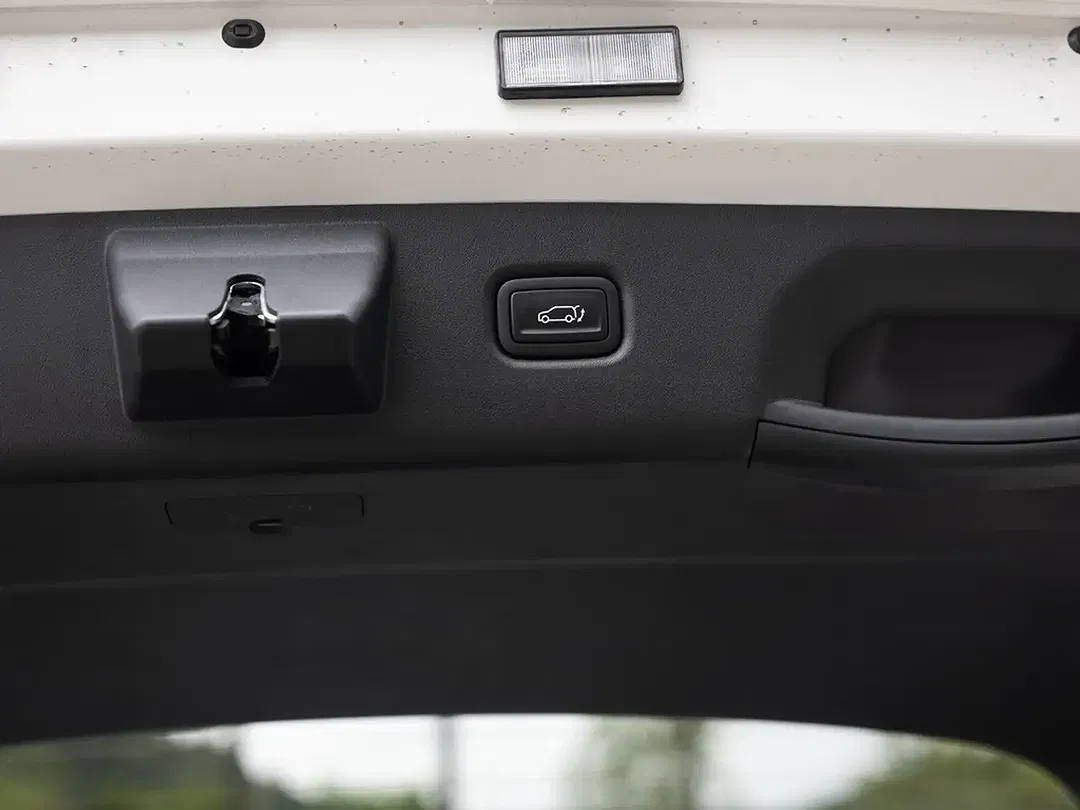 Kia K4 - Thumbnail 11