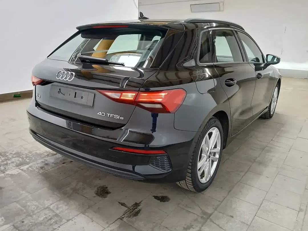 Audi A3 - Thumbnail 4